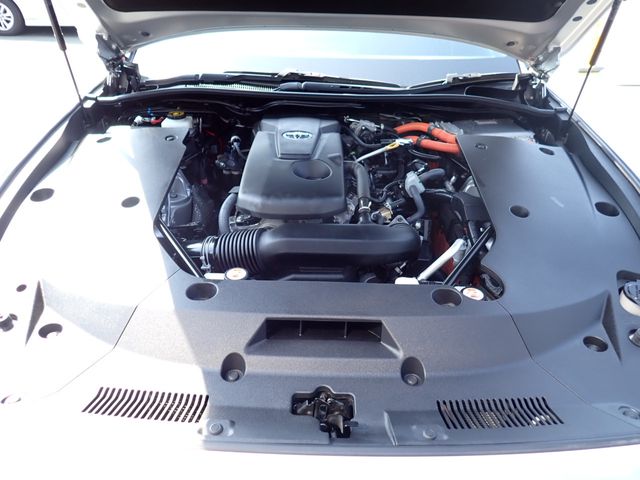 CROWN sedan hybrid