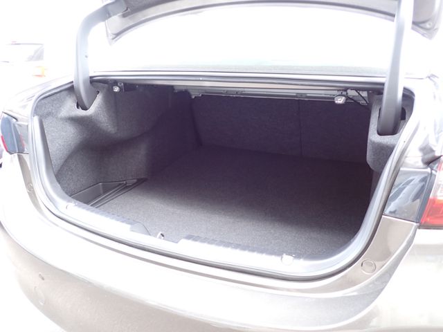 MAZDA6 SEDAN