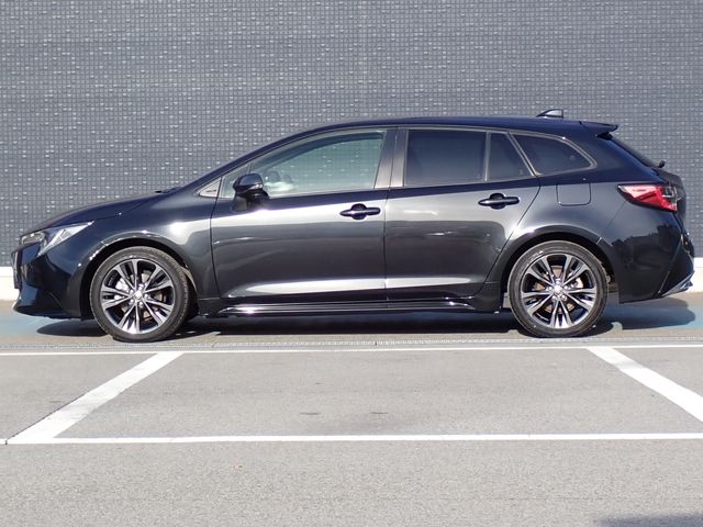 COROLLA TOURING HYBRID