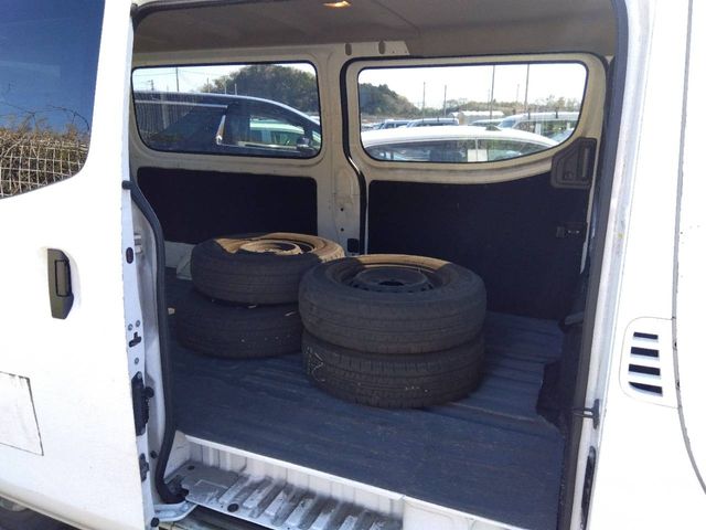 NV350 CARAVAN 1.25t