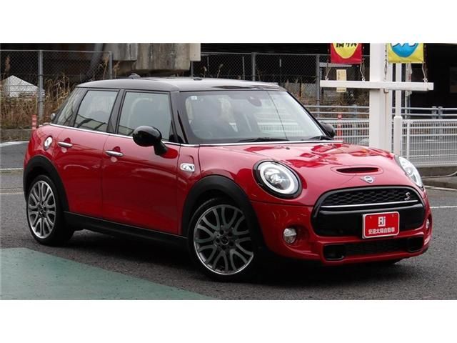 MINI COOPER SD 5DOOR