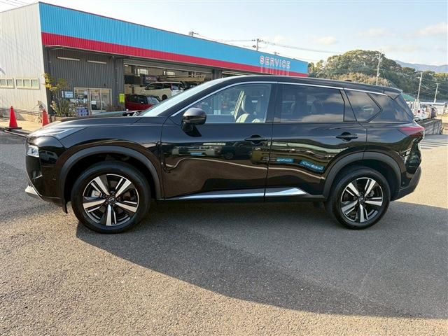 X-TRAIL HYBRID 4WD