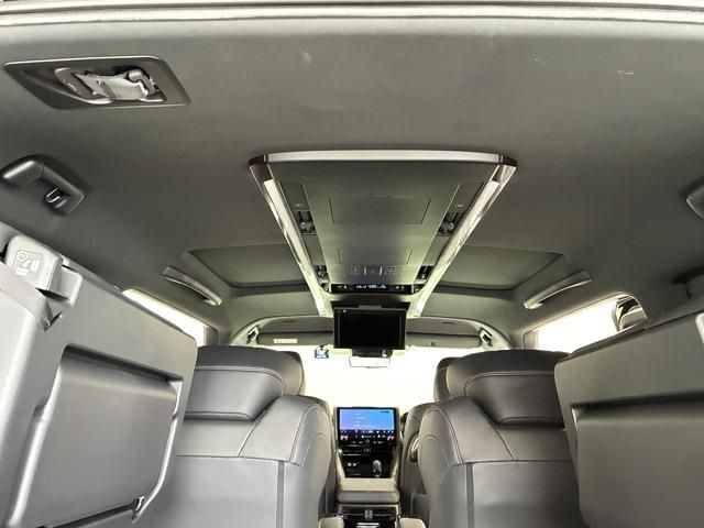 ALPHARD hybrid