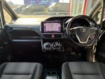 VOXY HYBRID