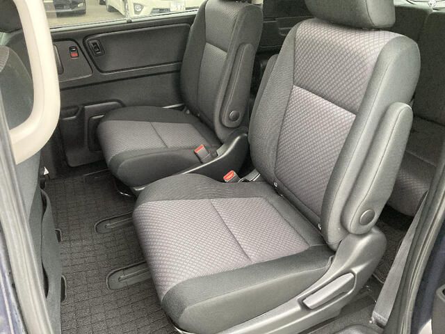FREED HYBRID 4WD