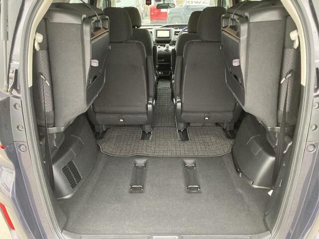 FREED HYBRID 4WD