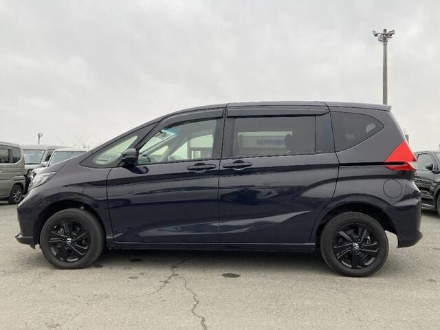 FREED HYBRID 4WD