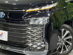 VOXY HYBRID
