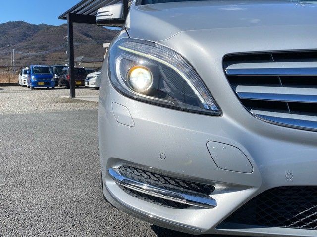 MERCEDES BENZ B-Class