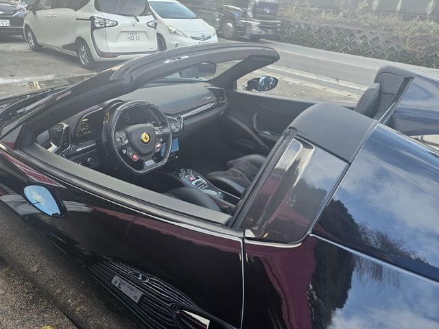 FERRARI 458 Spider