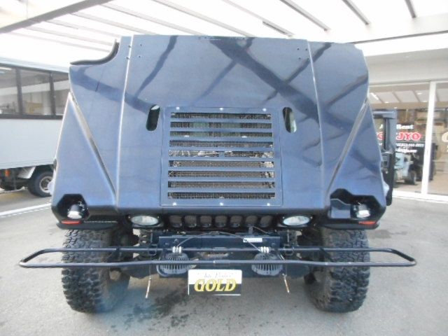 HUMMER H1