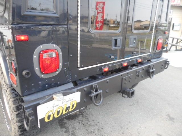 HUMMER H1
