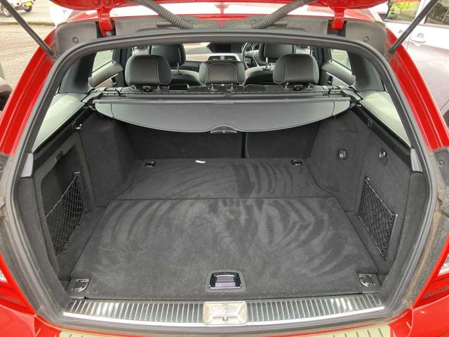 Mercedes-Benz C-Class Wagon