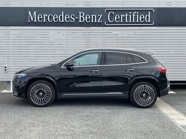 MERCEDES BENZ EQA