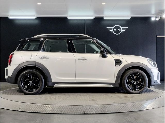 MINI COOPER D CROSSOVER