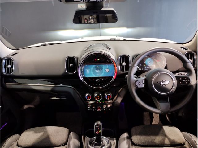 MINI COOPER D CROSSOVER