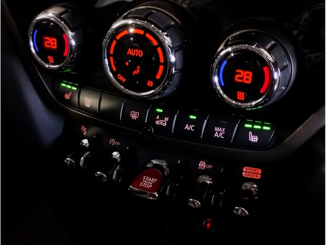 MINI COOPER D CROSSOVER