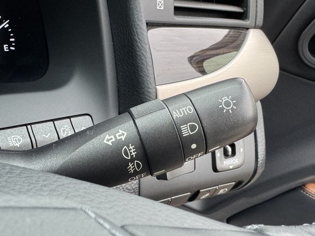 LEXUS LS600h