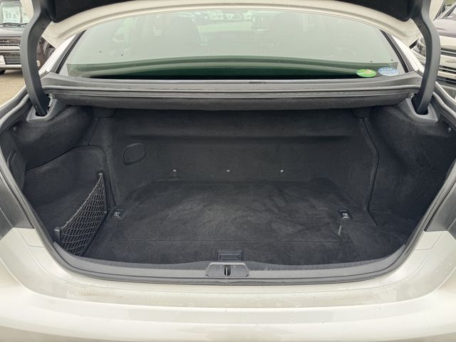 LEXUS LS600h