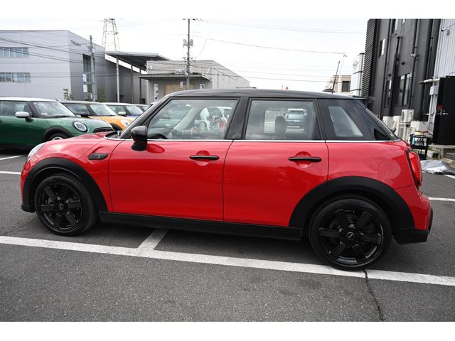 MINI COOPER SD 5DOOR