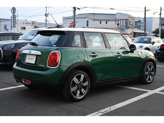 MINI COOPER D 5DOOR