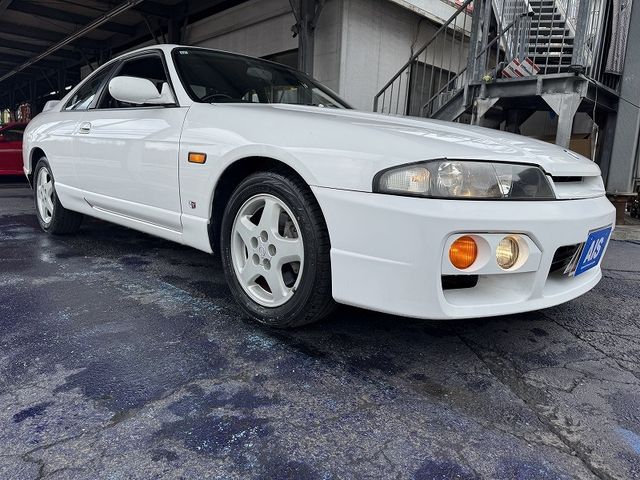 SKYLINE coupe