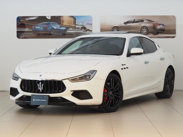 MASERATI GHIBLI Sedan