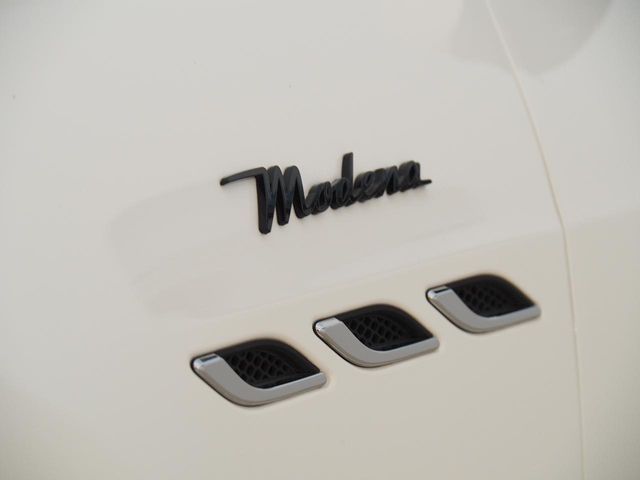 MASERATI GHIBLI Sedan