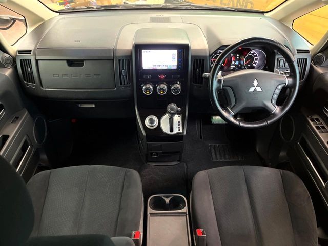 DELICA D:5 4WD