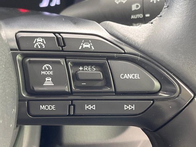 YARIS CROSS HYBRID