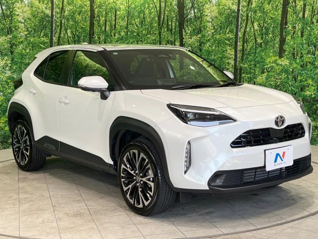 YARIS CROSS HYBRID