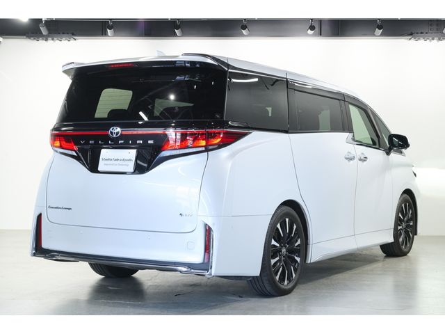 VELLFIRE HYBRID