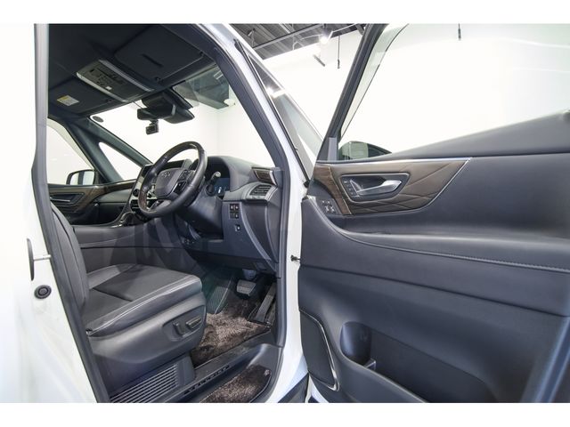 VELLFIRE HYBRID