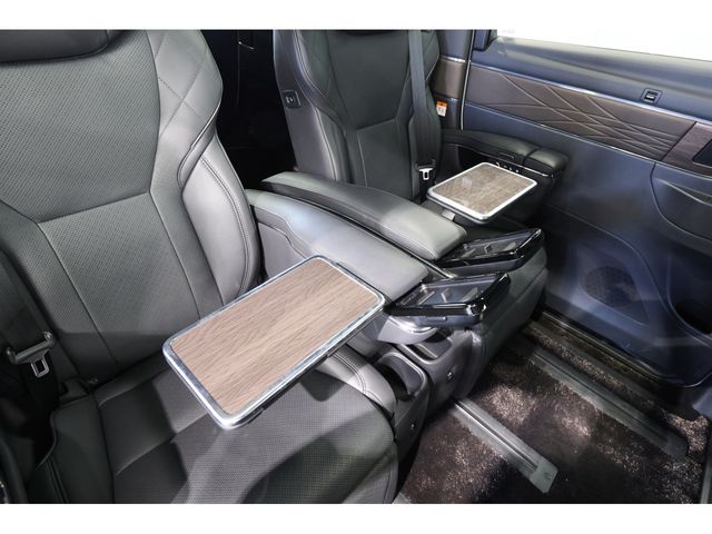 VELLFIRE HYBRID