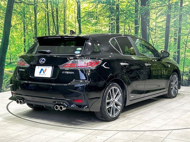 LEXUS CT200h