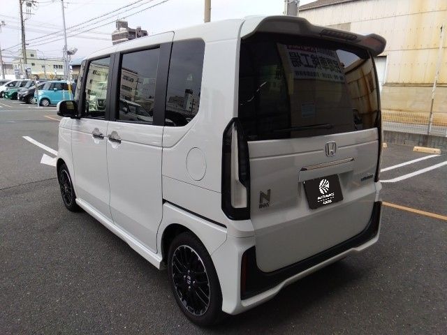 N-BOX
