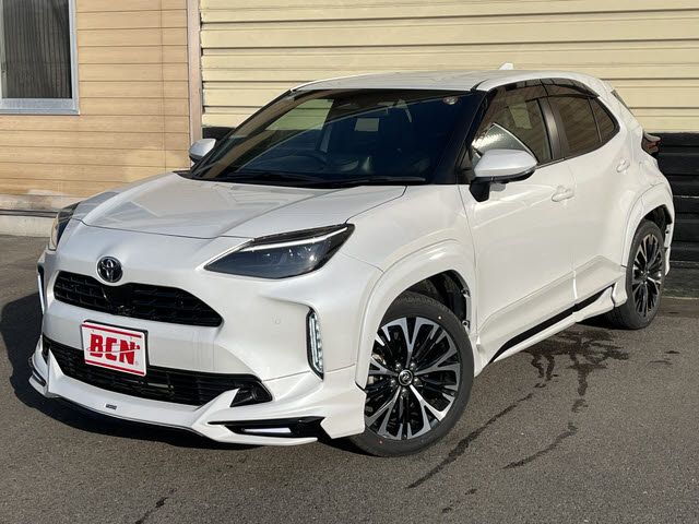 YARIS CROSS HYBRID