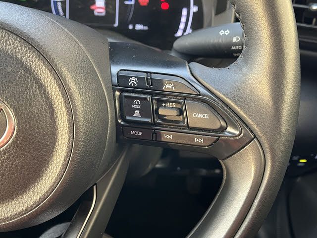 YARIS CROSS HYBRID