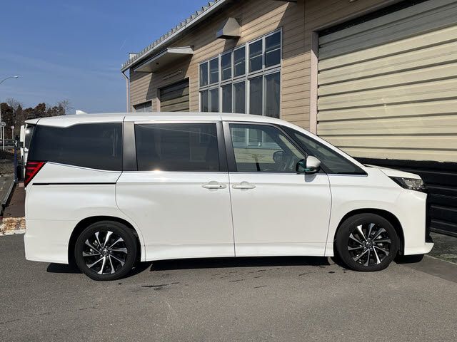 NOAH HYBRID