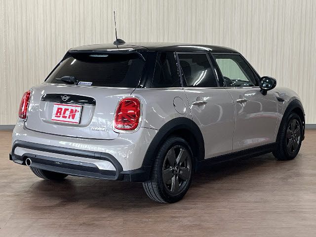 MINI COOPER D 5DOOR