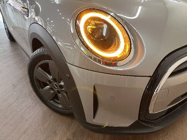 MINI COOPER D 5DOOR
