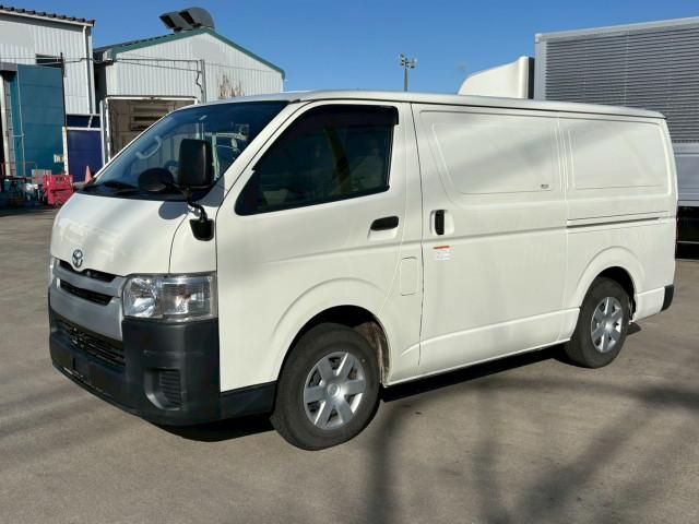 HIACE van 4WD