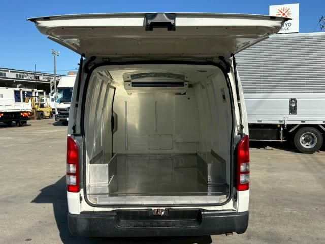 HIACE van 4WD
