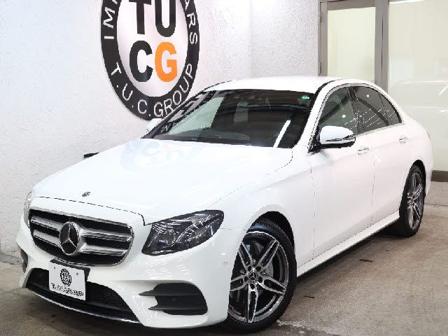 MERCEDES BENZ E class sedan