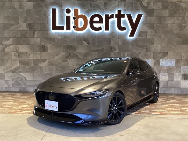 MAZDA3 FASTBACK