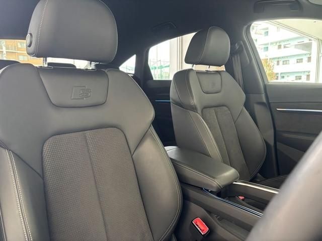 AUDI e-tron SPORTBACK