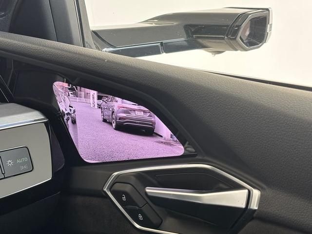 AUDI e-tron SPORTBACK