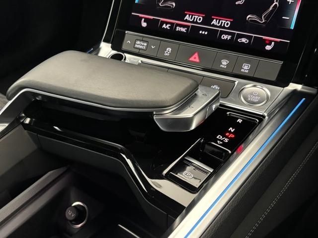 AUDI e-tron SPORTBACK