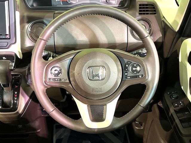 N BOX 4WD