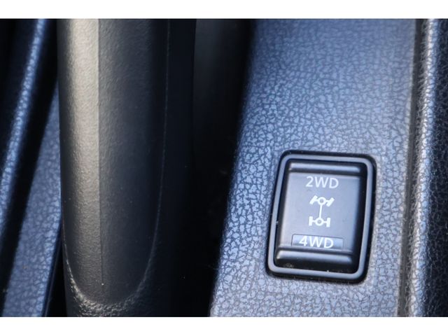 NOTE 4WD
